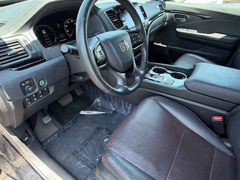 Used 2024 Honda Ridgeline Black Edition image 10