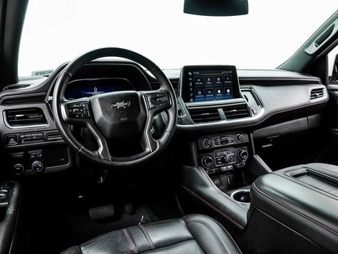 Used 2024 Chevrolet Suburban RST image 5