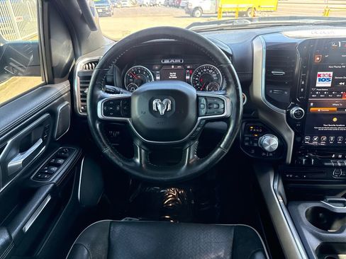 Used 2019 RAM 1500 Laramie AWD/4WD image 13