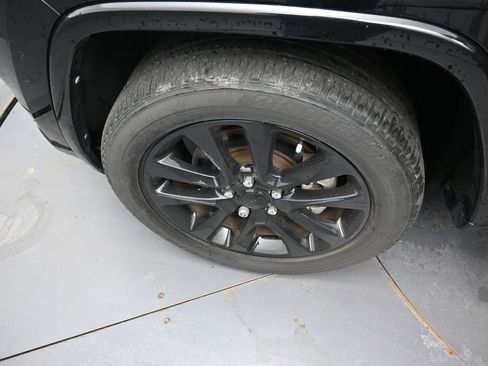 Used 2022 Jeep Grand Cherokee Laredo X image 38