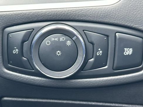 Used 2024 Ford Edge SEL image 27