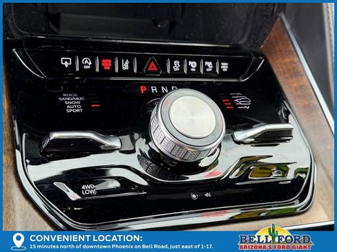 Used 2023 Jeep Grand Wagoneer Series II image 30