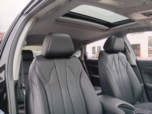 Used 2025 Acura Integra image 11