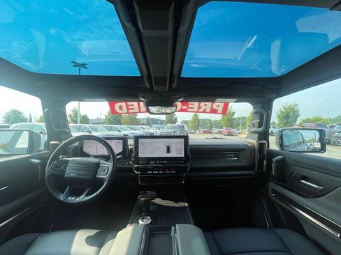 Used 2024 GMC Hummer EV 3X AWD/4WD image 26
