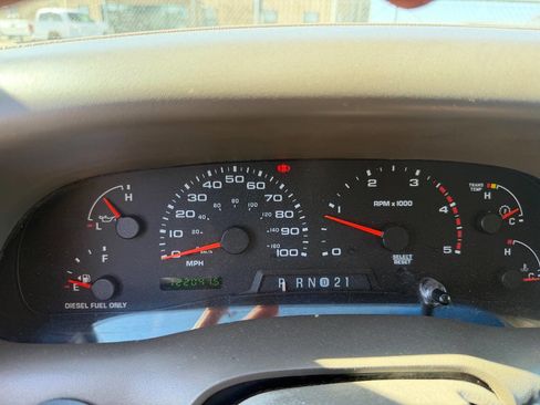 Used 2002 Ford F350 Lariat image 5