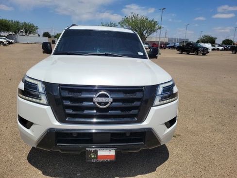 Used 2024 Nissan Armada SL w/ Midnight Edition Package RWD image 3