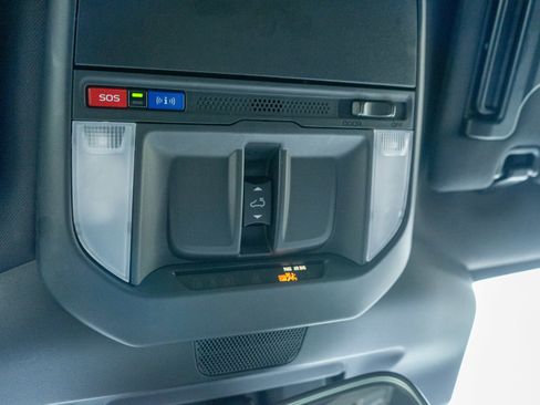 Used 2025 Subaru Forester Sport image 23