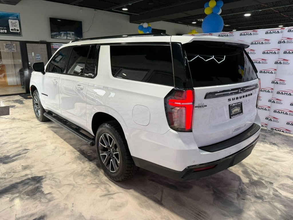Used 2021 Chevrolet Suburban Z71 w/ Luxury Package AWD/4WD image 11