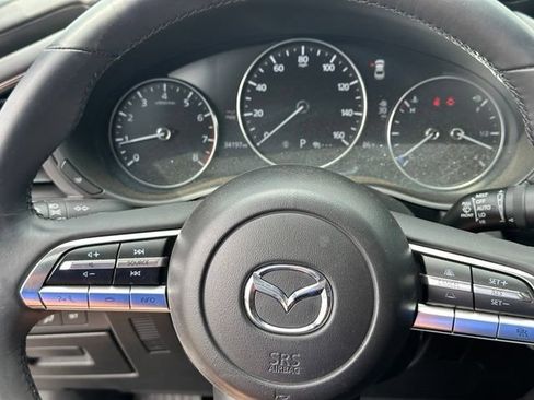 Used 2023 MAZDA MAZDA3 s FWD image 22