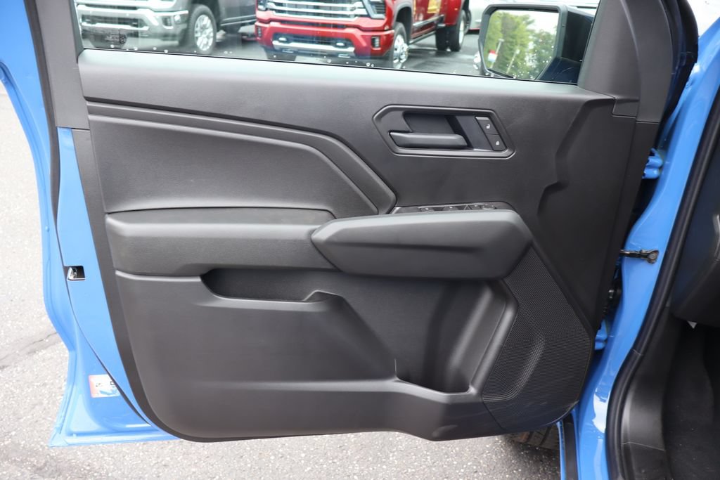 New 2026 Chevrolet Colorado Trail Boss AWD/4WD image 3