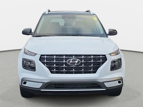 New 2026 Hyundai Venue SEL image 2