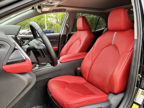 Used 2023 Toyota Camry XSE FWD image 23