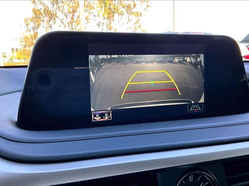 Used 2022 Lexus RX 350 FWD image 25