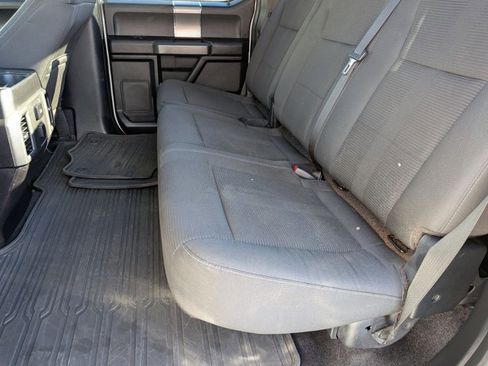 Used 2016 Ford F150 XLT image 19