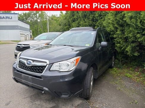 Used 2015 Subaru Forester 2.5i Premium AWD/4WD image 2
