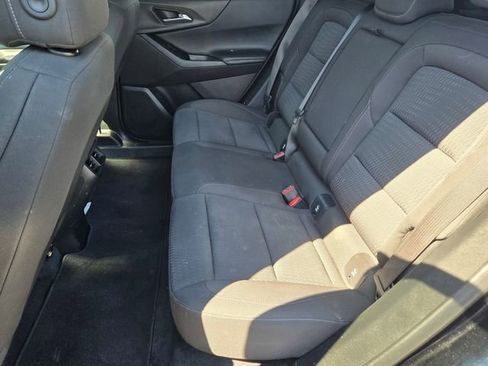 Used 2025 Chevrolet Equinox LT FWD image 10