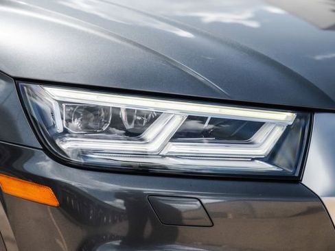 Used 2019 Audi SQ5 Premium Plus w/ Premium Plus Package image 37