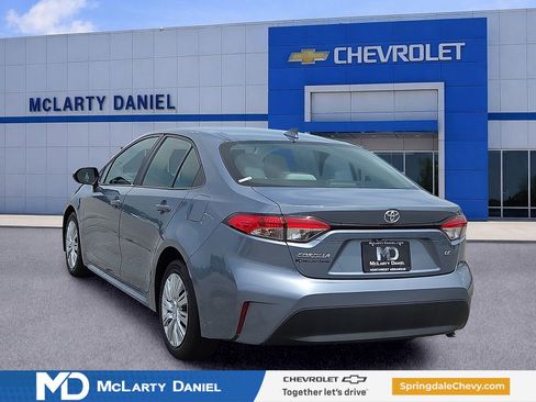 Used 2024 Toyota Corolla LE FWD image 4