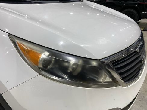Used 2011 Kia Sportage LX FWD image 17