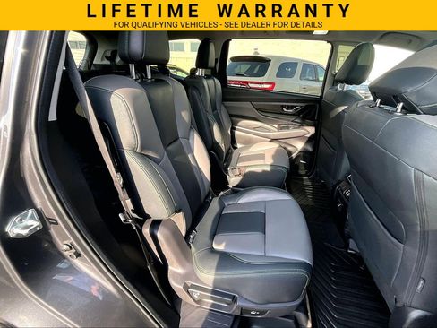 Used 2023 Subaru Ascent Onyx Edition Limited AWD/4WD image 23