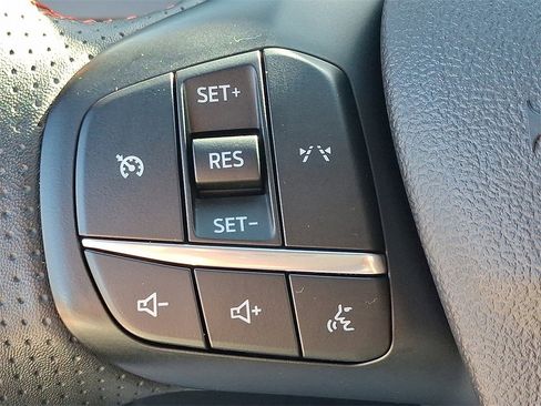 Used 2025 Ford Escape ST-Line image 22