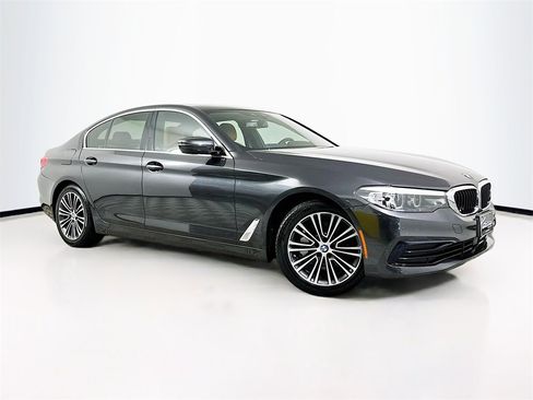 Used 2019 BMW 530i xDrive image 1