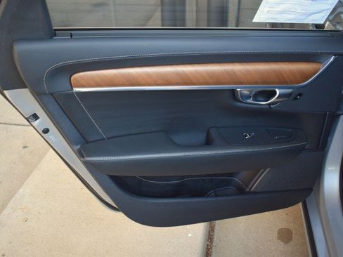 Used 2018 Volvo S90 T6 Inscription w/ Convenience Package AWD/4WD image 27