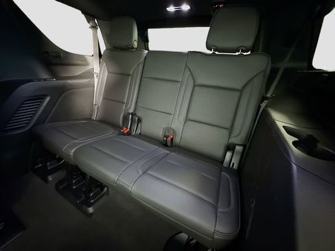 Used 2024 GMC Yukon Denali image 24