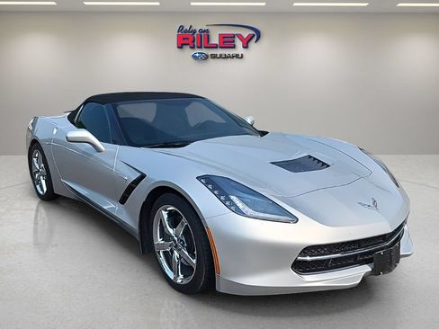 Used 2014 Chevrolet Corvette Stingray Convertible w/ 2LT Preferred Equipment Group RWD image 7