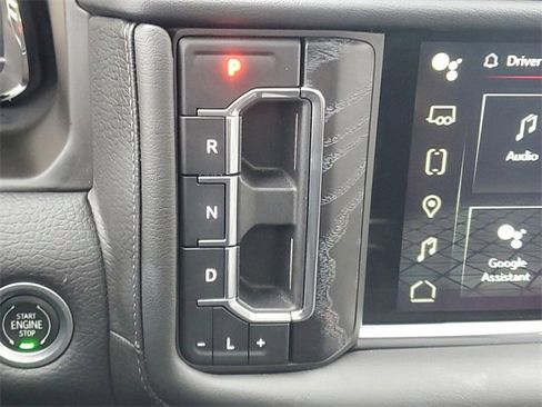 Certified 2022 GMC Yukon Denali image 26