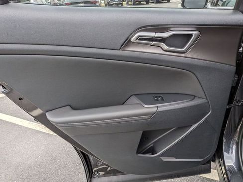 New 2026 Kia Sportage EX FWD image 22