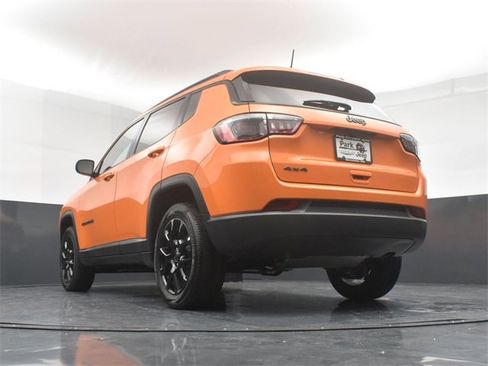 New 2026 Jeep Compass Latitude image 22
