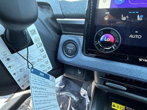 New 2026 Subaru Solterra image 17