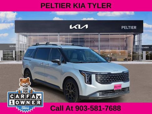 Used 2025 Kia Carnival SX image 1