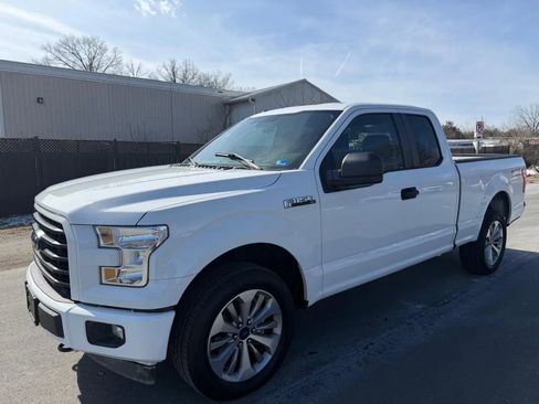 Used 2017 Ford F150 XL w/ Equipment Group 101A Mid image 1