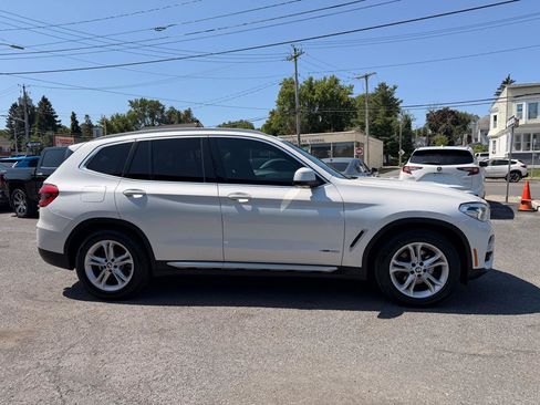 Used 2018 BMW X3 xDrive30i AWD/4WD image 4