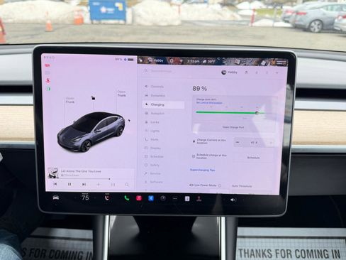 Used 2018 Tesla Model 3 Long Range image 56