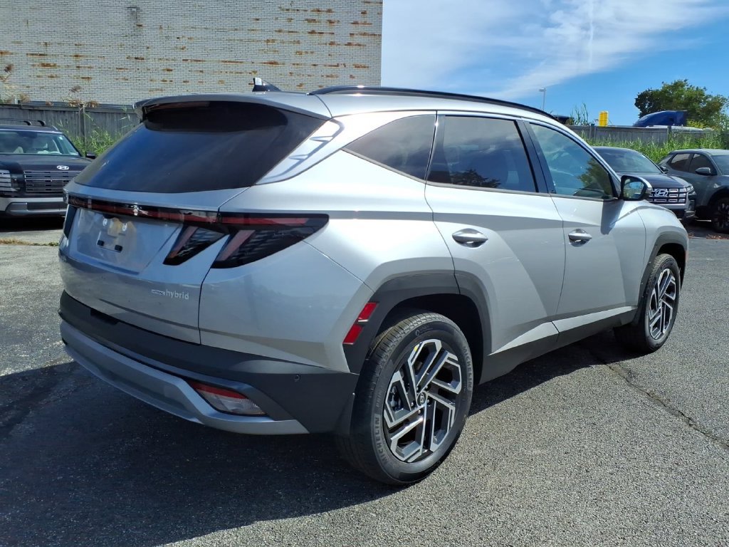New 2026 Hyundai Tucson Limited AWD/4WD image 3