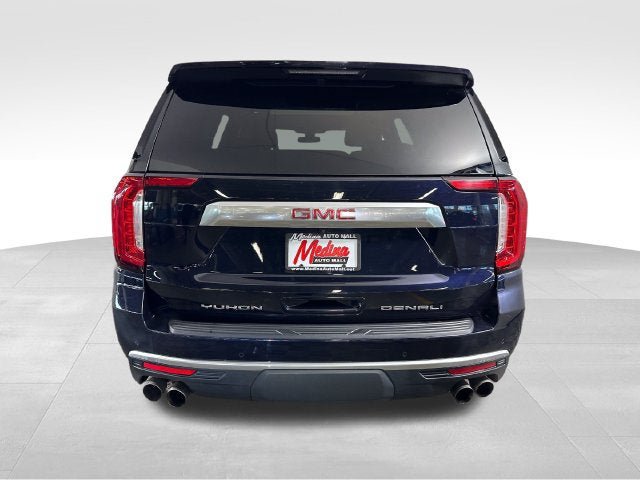 Used 2022 GMC Yukon Denali AWD/4WD image 4