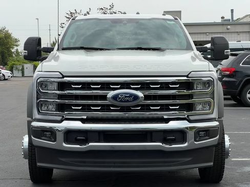 New 2026 Ford F550 4x4 Crew Cab image 35