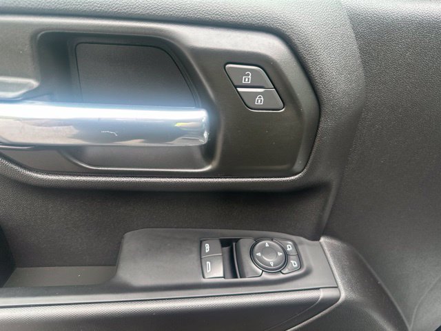 Used 2025 Chevrolet Silverado 1500 W/T AWD/4WD image 16