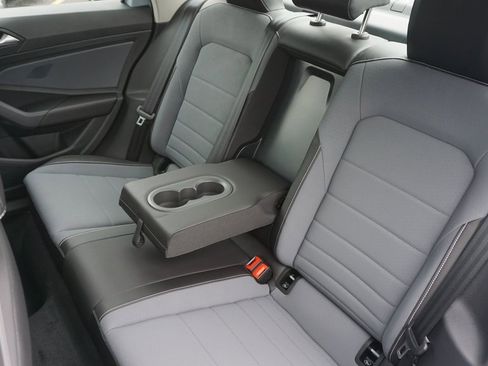 New 2025 Volkswagen Jetta SE image 8