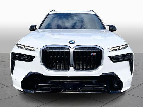 Certified 2025 BMW X7 M60i image 3