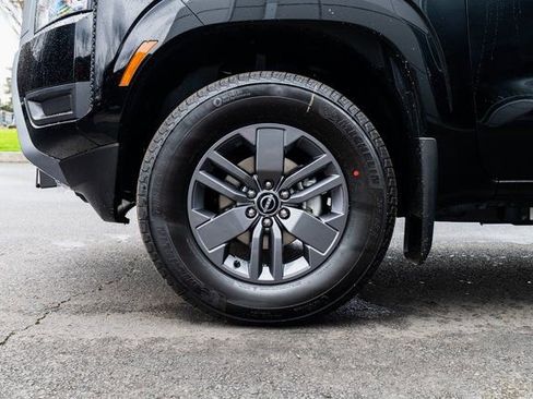 New 2026 Nissan Frontier SV w/ SV Convenience Package AWD/4WD image 7