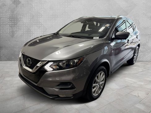 Used 2020 Nissan Rogue Sport SV w/ Technology Package image 3