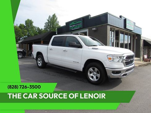 Used 2020 RAM 1500 Big Horn AWD/4WD image 1