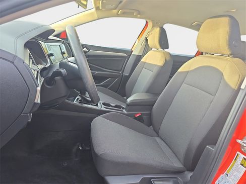 Used 2019 Volkswagen Jetta S w/ Driver Assistance Package image 15