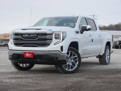 New 2026 GMC Sierra 1500 SLT w/ SLT Convenience Package image 8