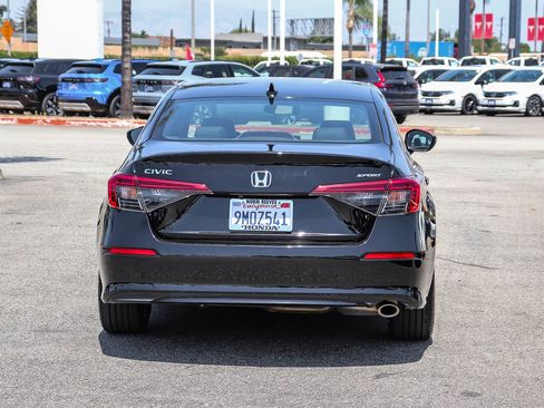 Certified 2024 Honda Civic Sport image 12