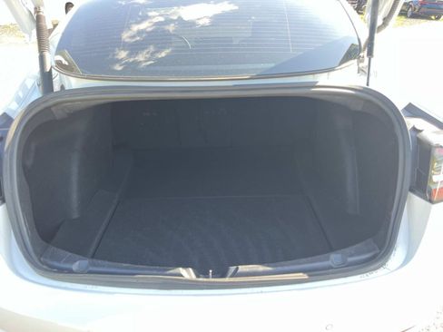 Used 2022 Tesla Model 3 Long Range AWD/4WD image 11